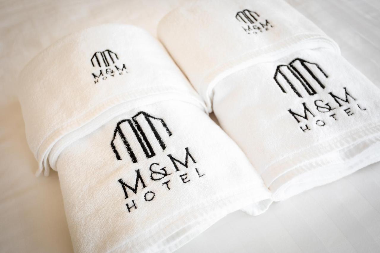 M&M Hotel Ванг Виенг Екстериор снимка