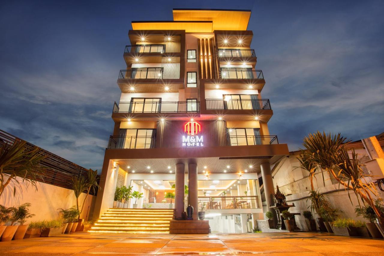 M&M Hotel Ванг Виенг Екстериор снимка